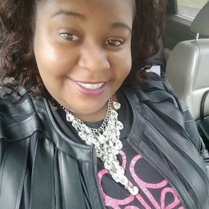 Meet your Posher, Rhonda